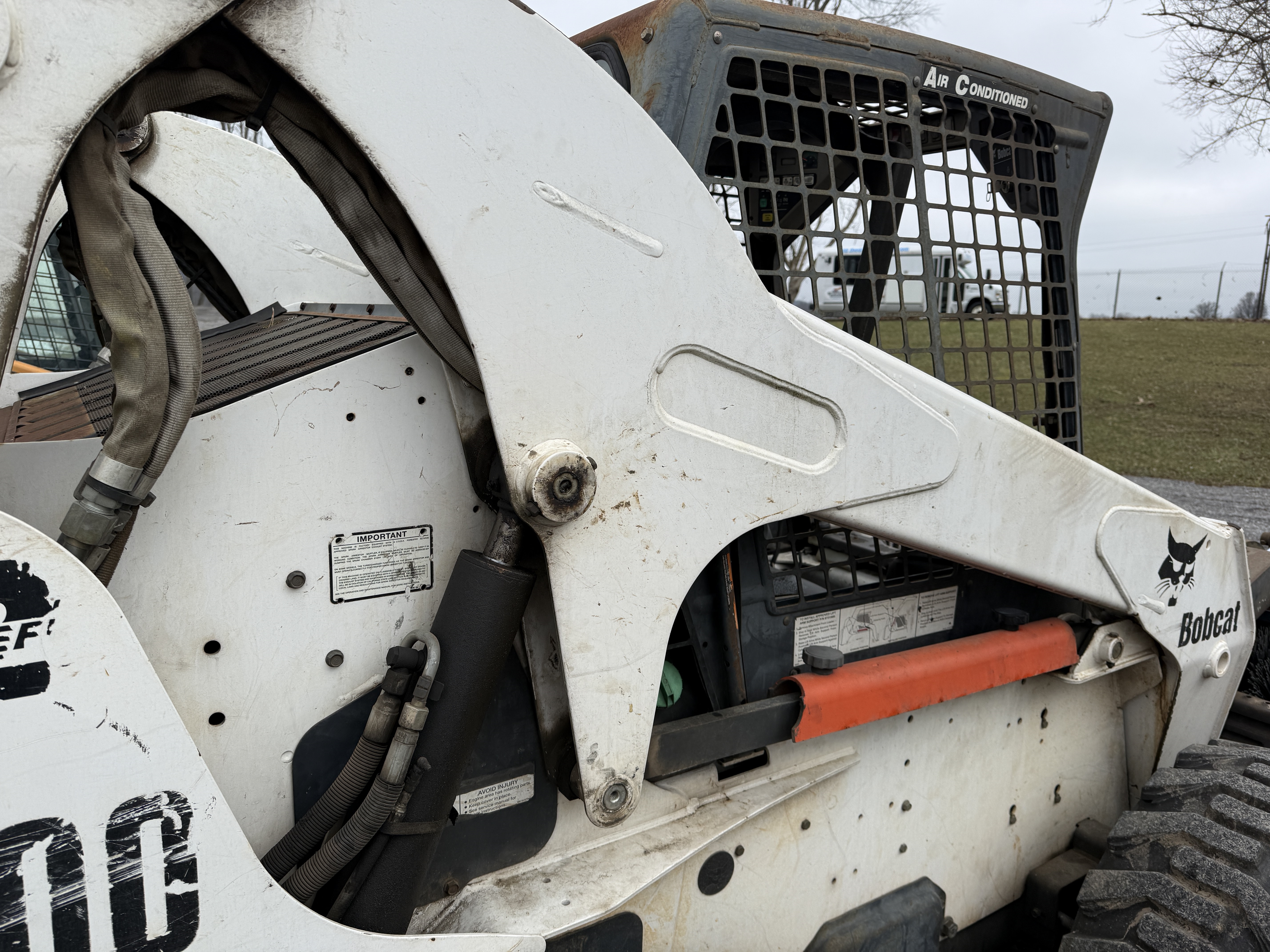 2005 BOBCAT A300 - Image 9