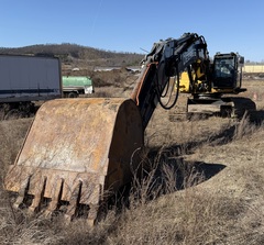 2015 DEERE 470G LC - Image 2