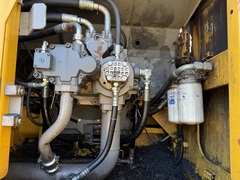 2015 DEERE 470G LC - Image 25