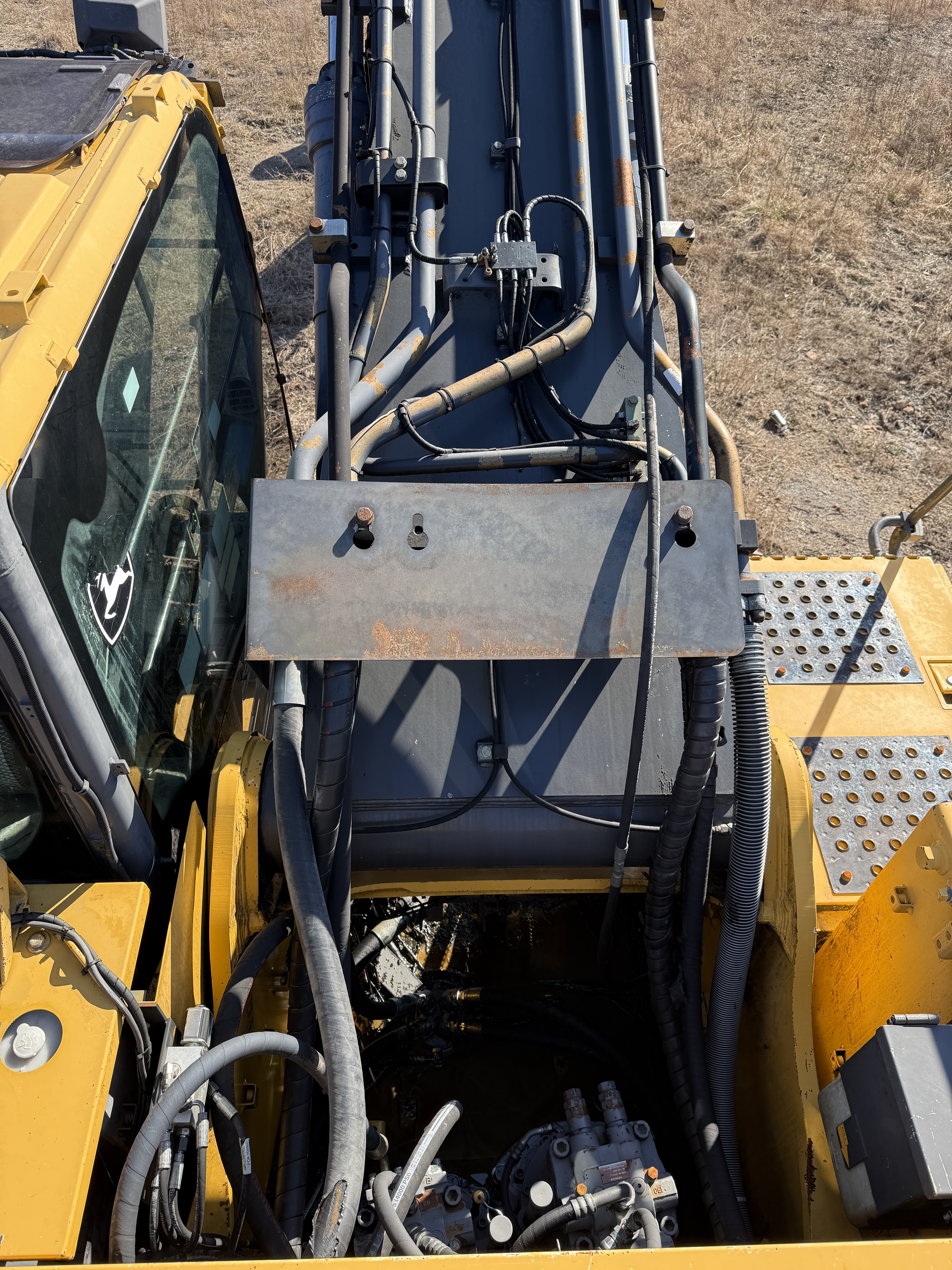 2015 DEERE 470G LC - Image 28