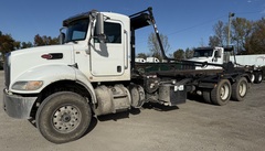 2016 PETERBILT 348 - Image 2