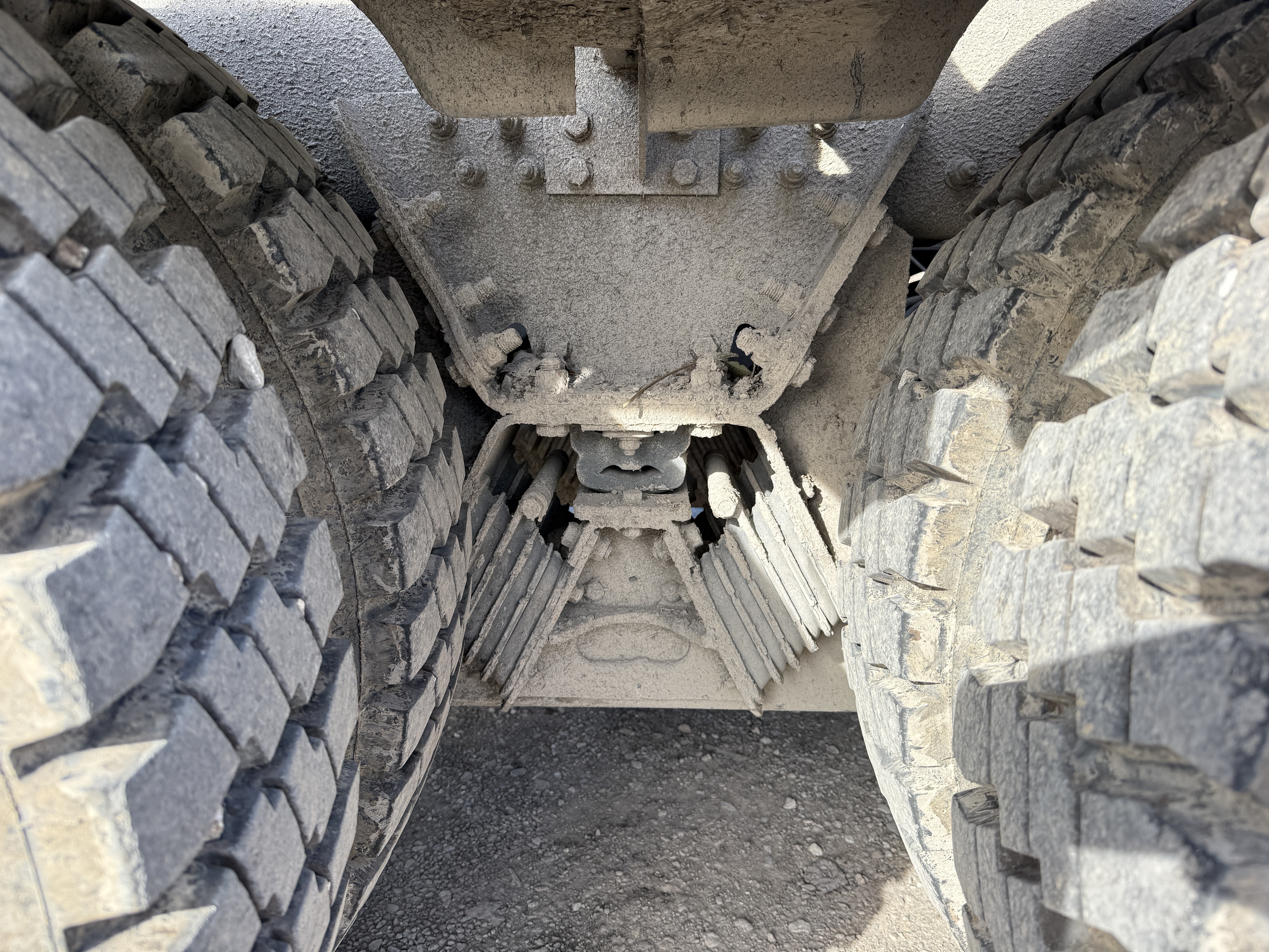 2016 PETERBILT 348 - Image 32