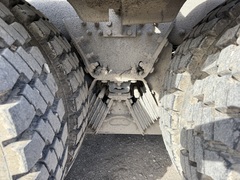 2016 PETERBILT 348 - Image 32