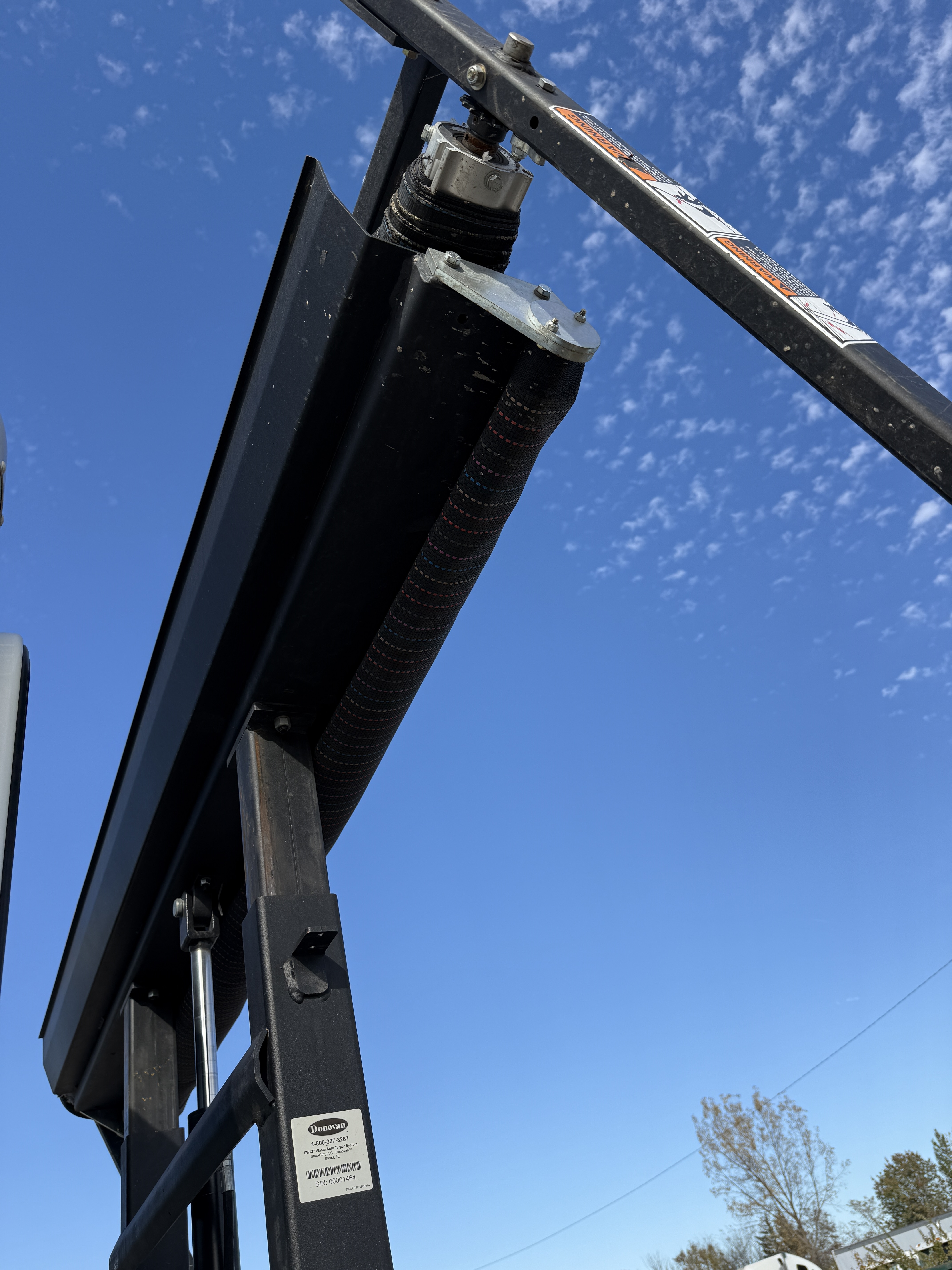 2016 PETERBILT 348 - Image 27