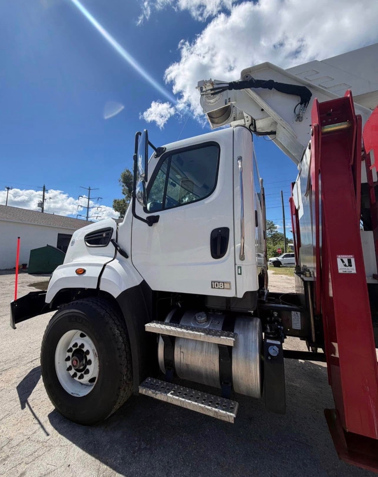 2020 FREIGHTLINER 108SD - view 6 of 9