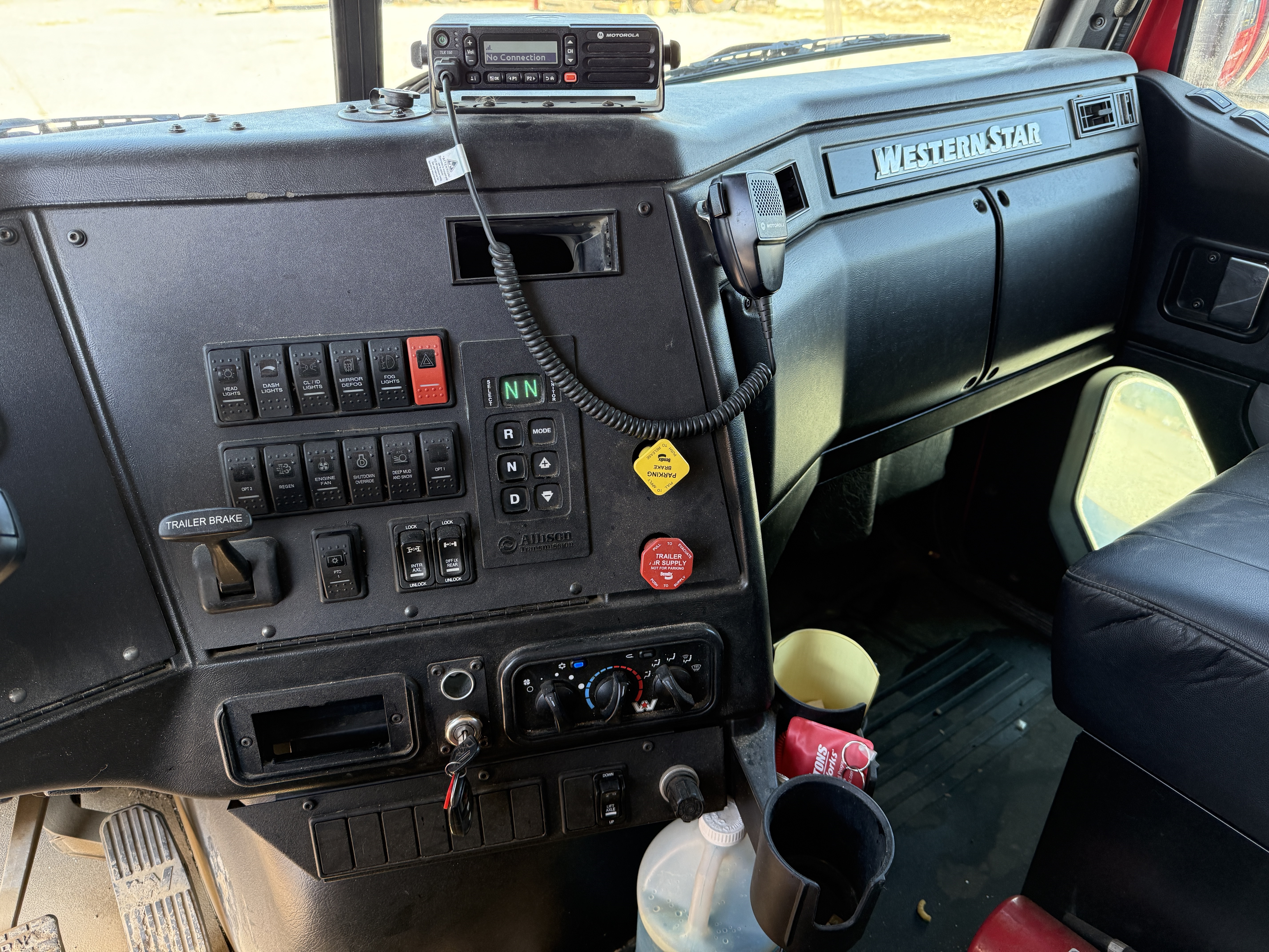 2022 WESTERN STAR 4700 SB - Image 9