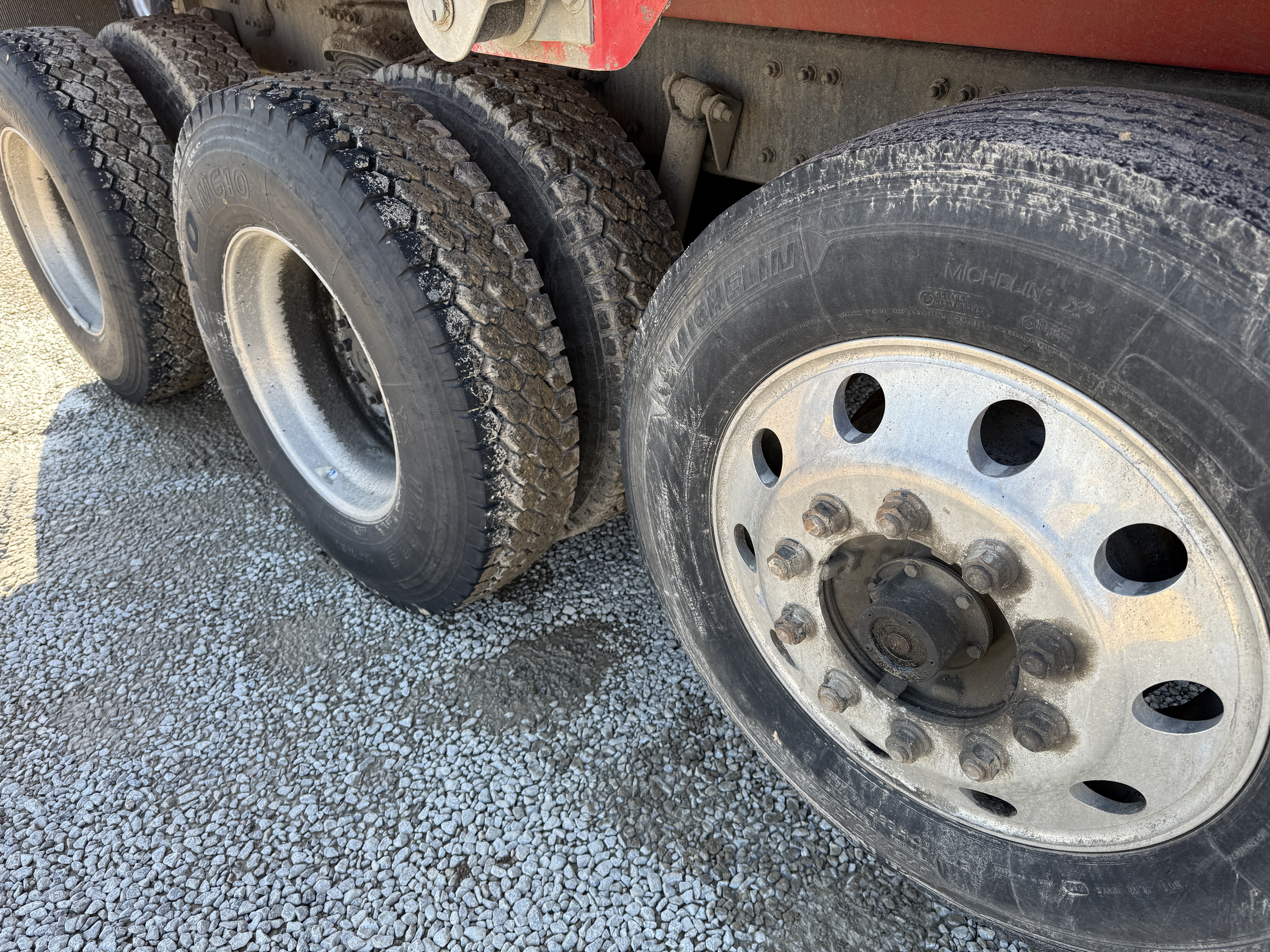 2022 WESTERN STAR 4700 SB - view 13 of 23