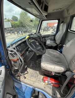 2007 VOLVO VNM - Image 17