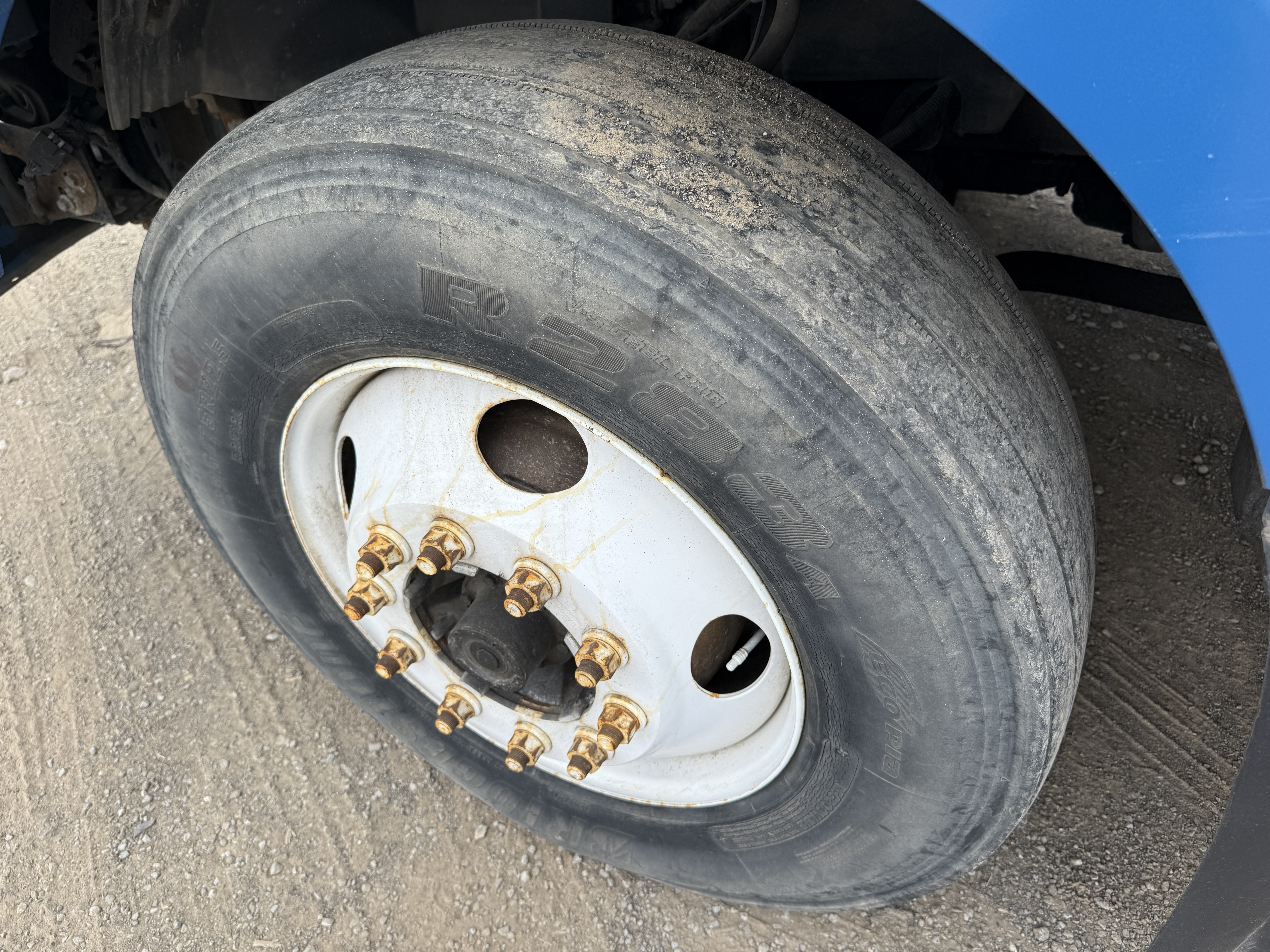 2007 VOLVO VNM - view 12 of 24