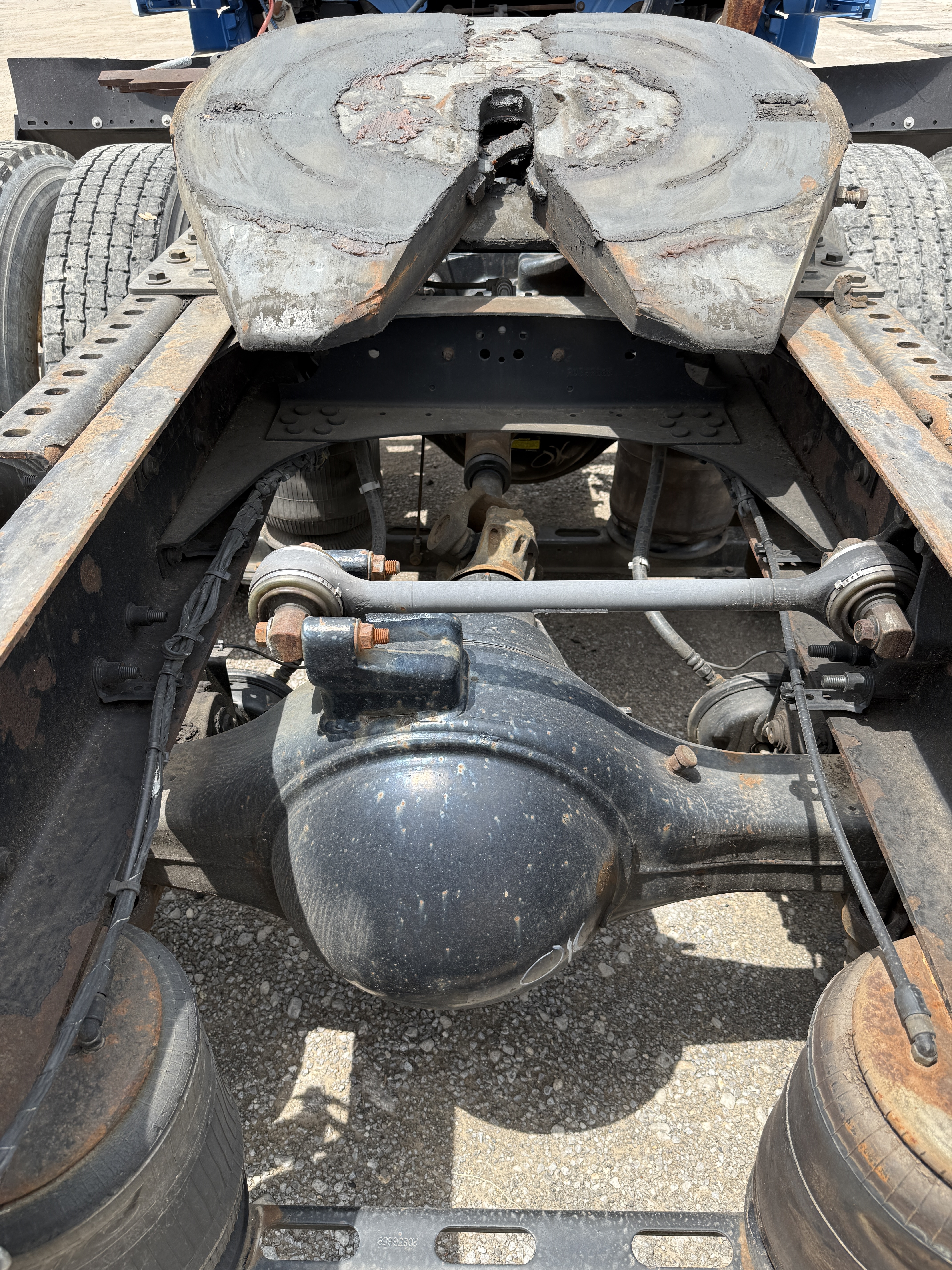 2007 VOLVO VNM - view 19 of 24