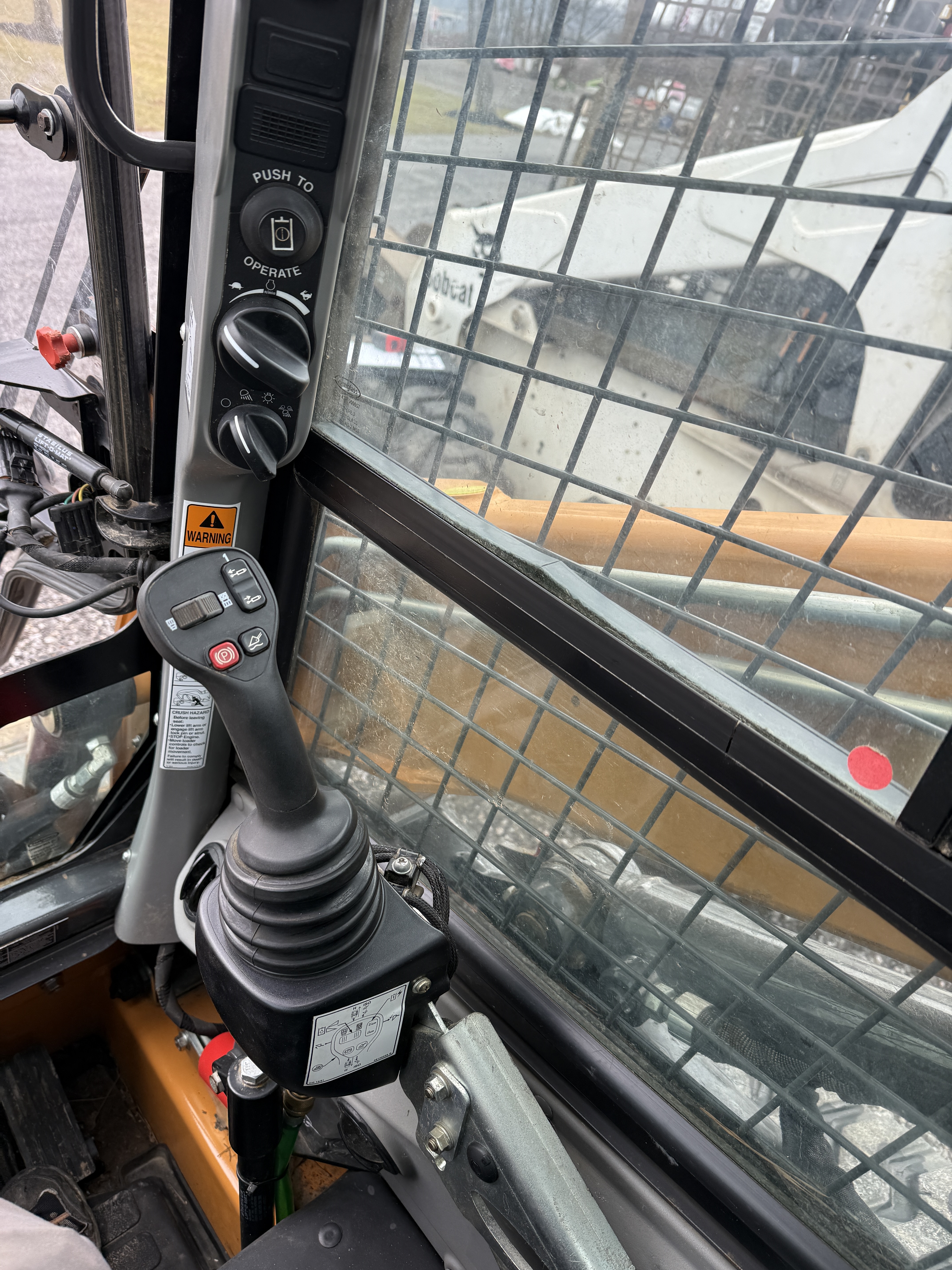 2022 CASE TV370B - view 20 of 24