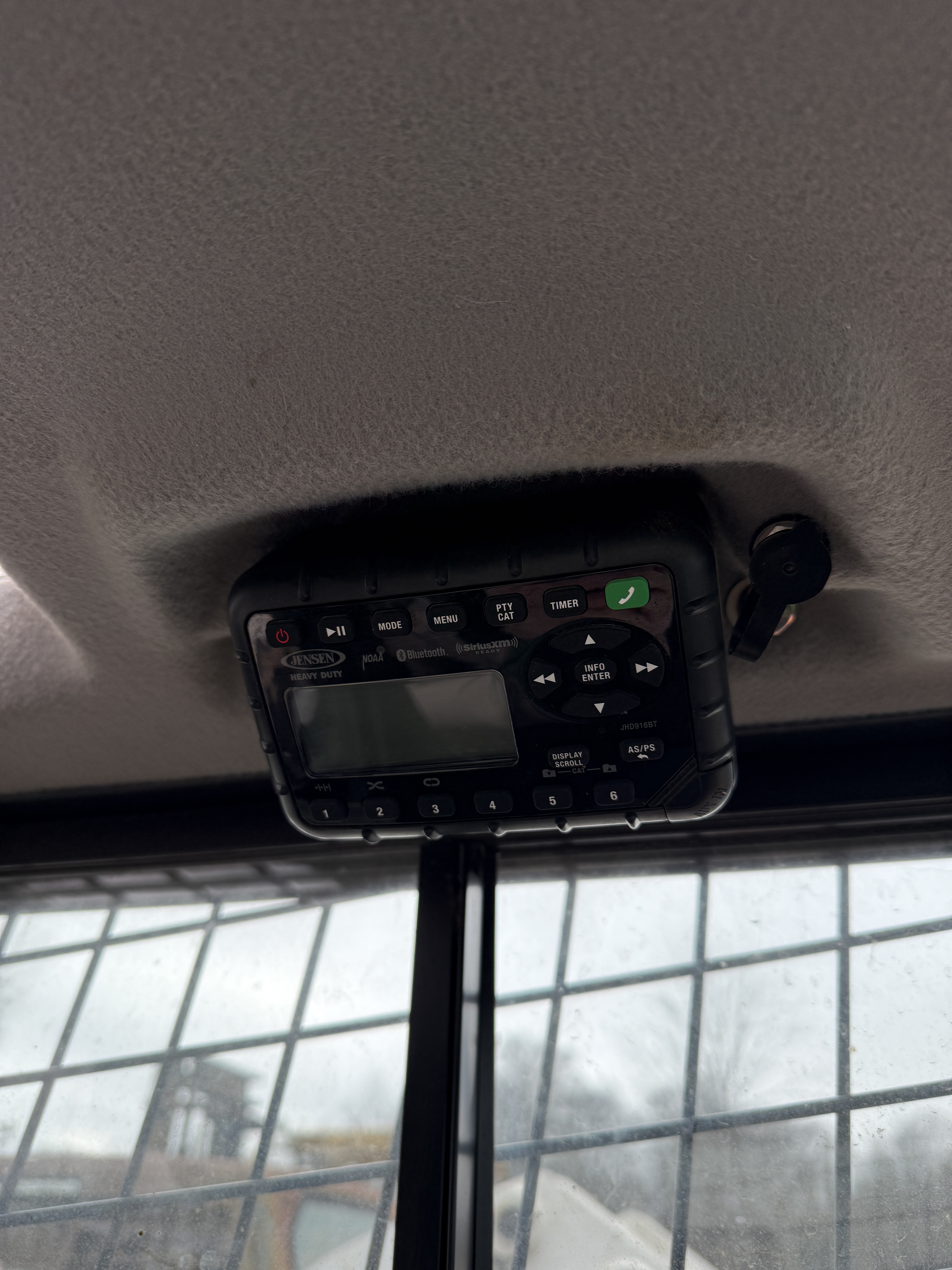 2022 CASE TV370B - Image 22