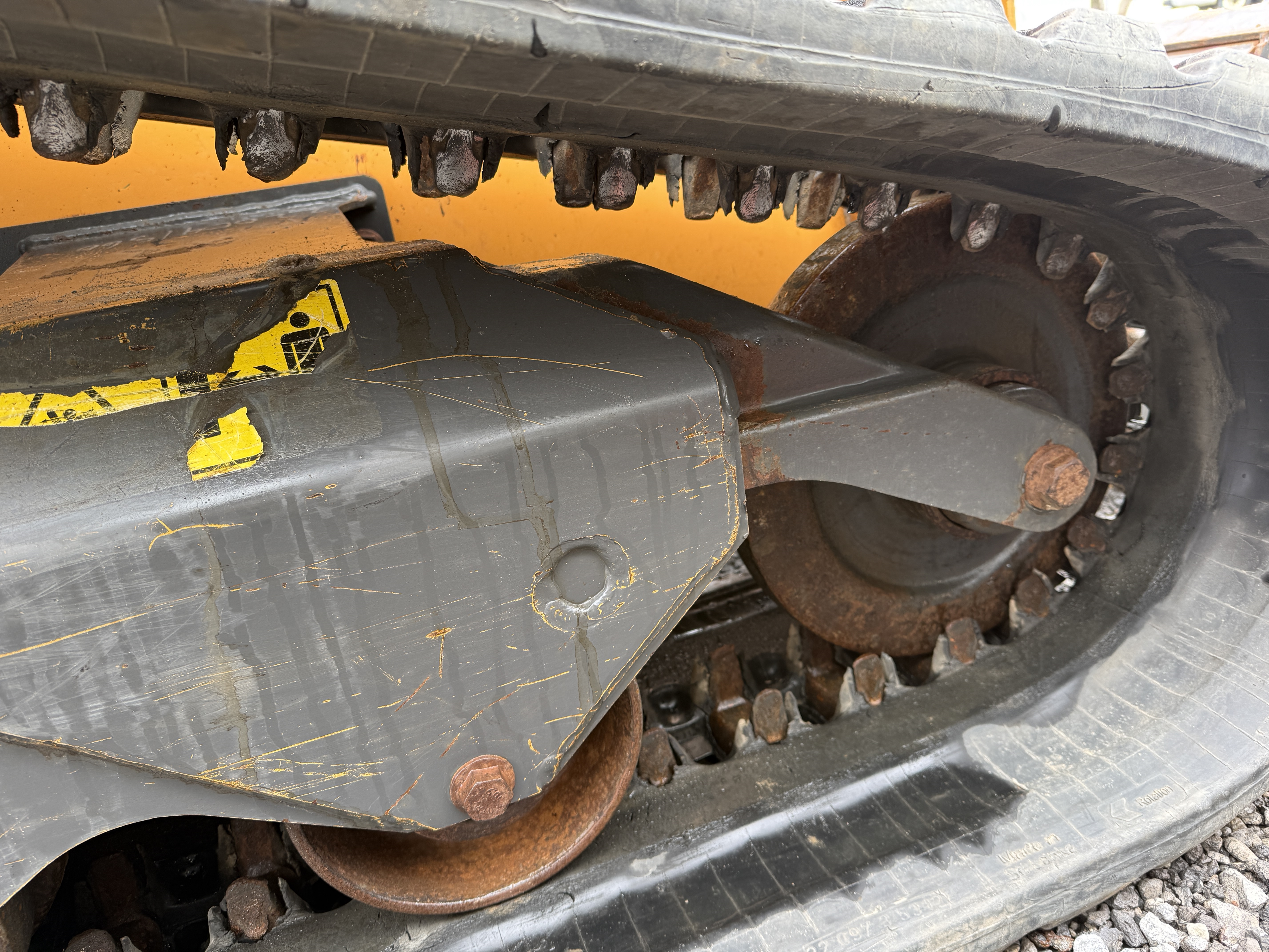 2022 CASE TV370B - view 14 of 24