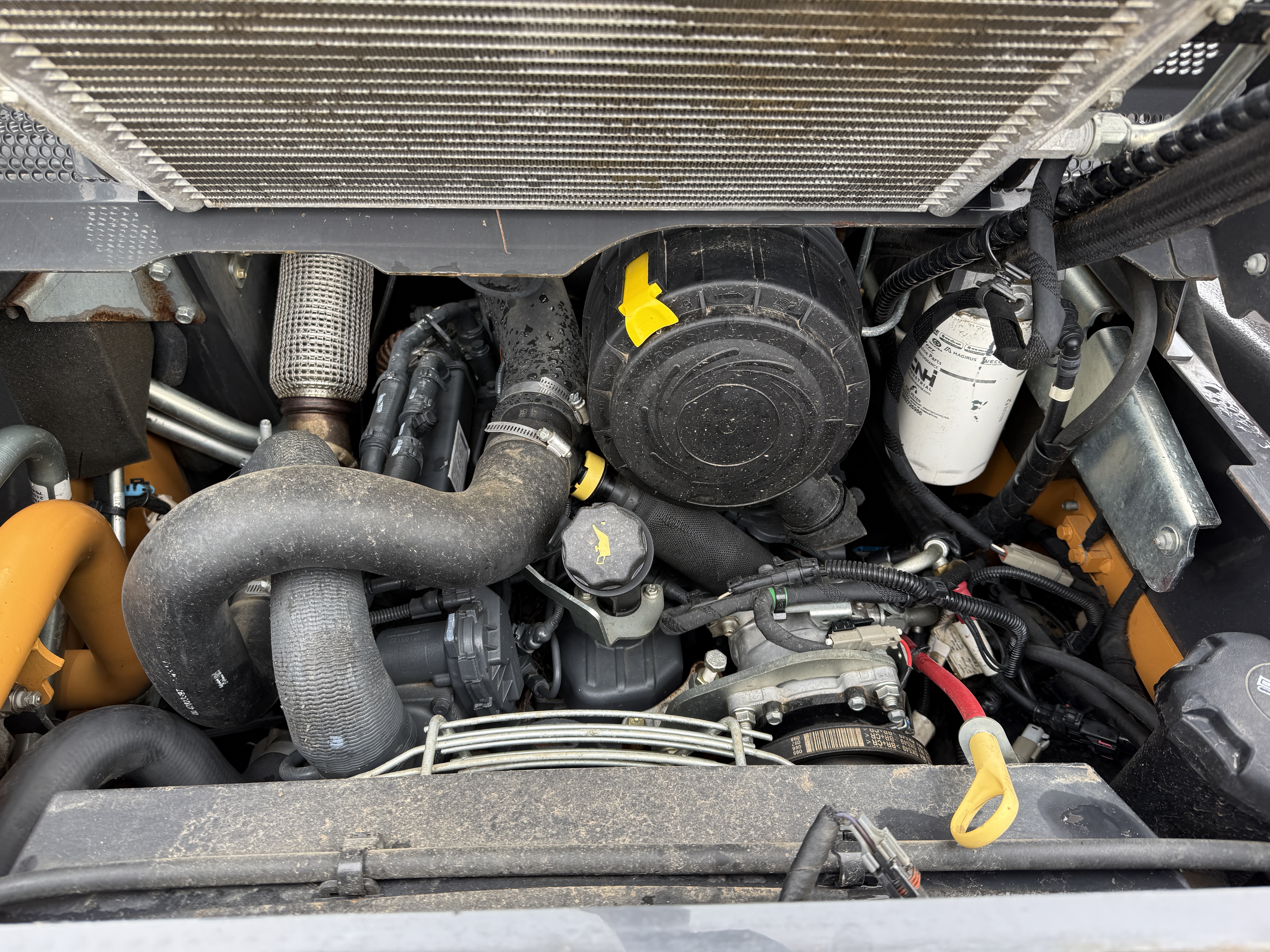 2022 CASE TV370B - Image 24