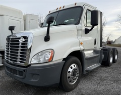 2017 FREIGHTLINER Cascadia 125 Evolution - Image 10
