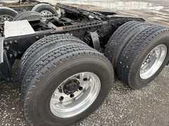 2017 FREIGHTLINER Cascadia 125 Evolution - Image 18