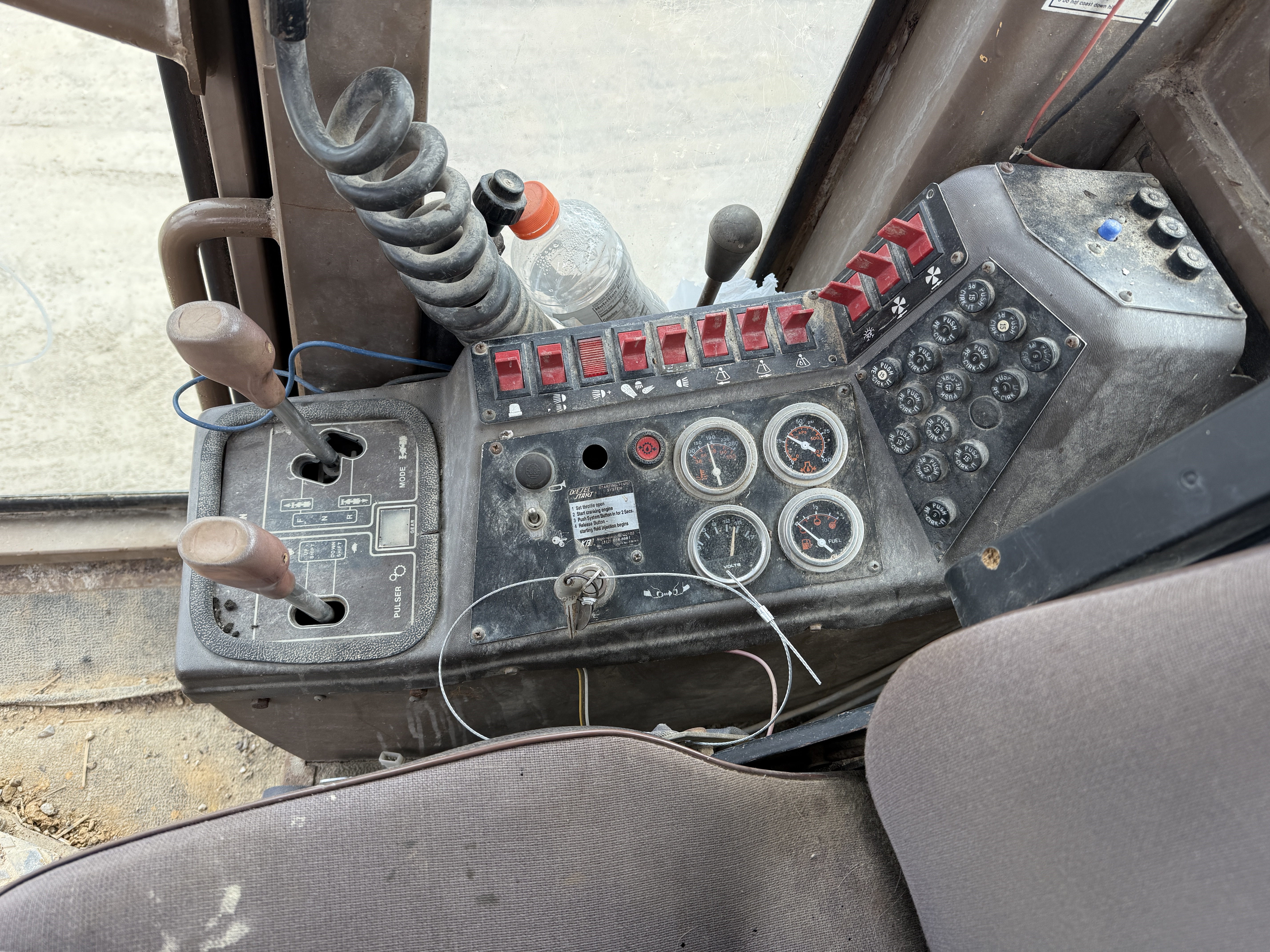 1988 CHAMPION 720A - view 9 of 24