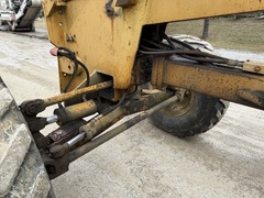 1988 CHAMPION 720A - Image 17