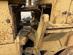 1988 CHAMPION 720A - Image 19