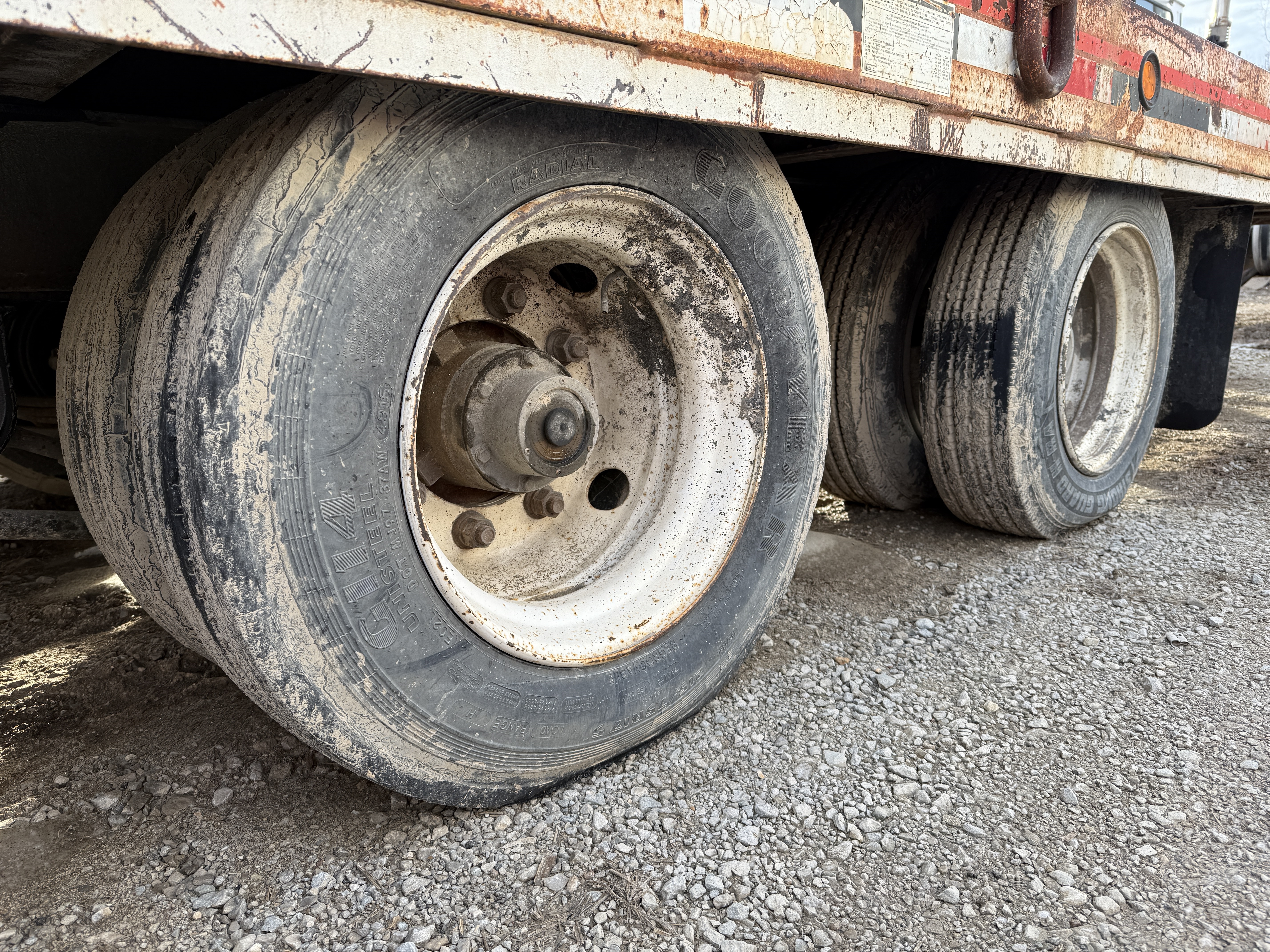 2005 INTERSTATE 40TDL - view 7 of 16