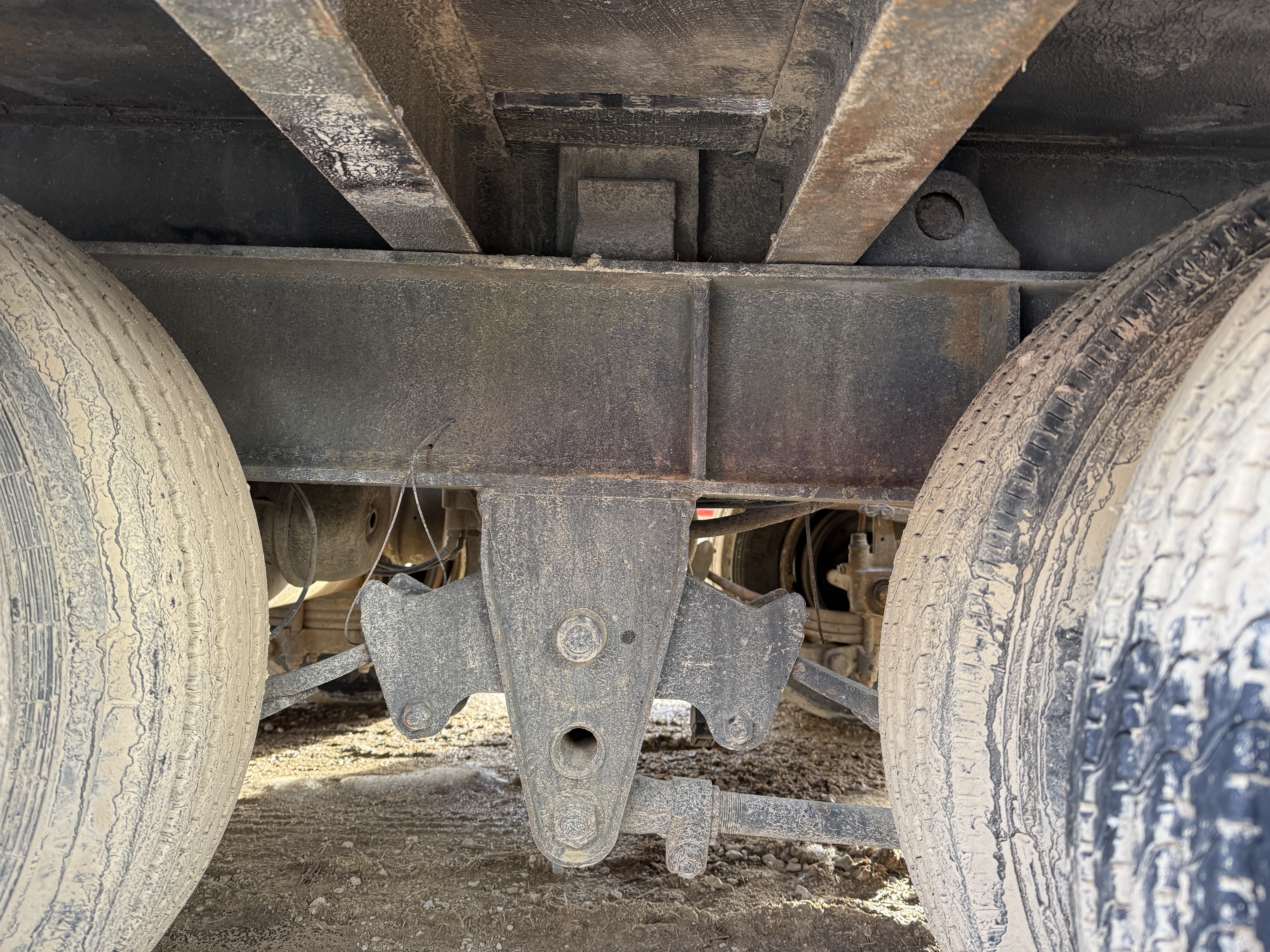 2005 INTERSTATE 40TDL - Image 13