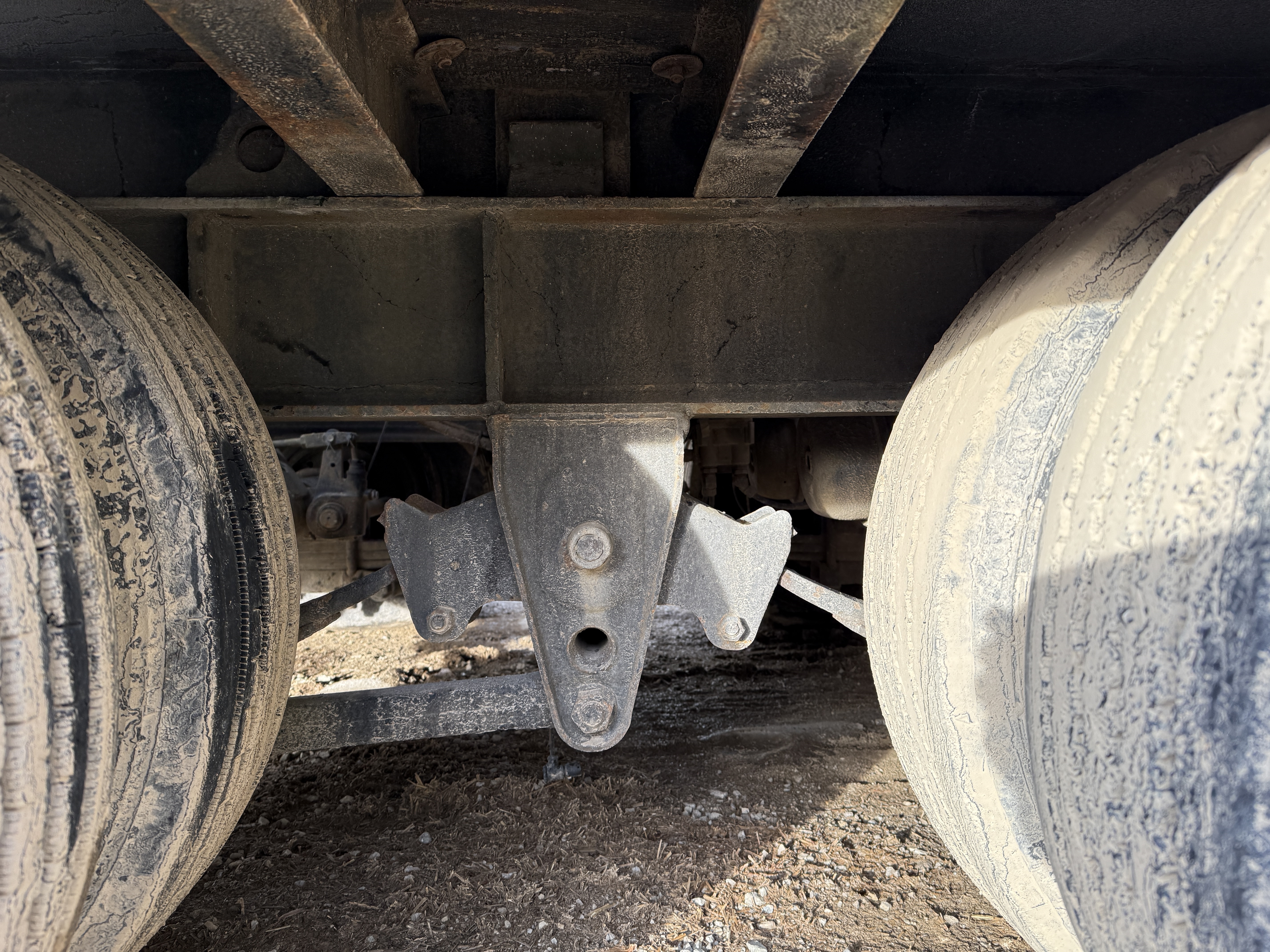 2005 INTERSTATE 40TDL - Image 16