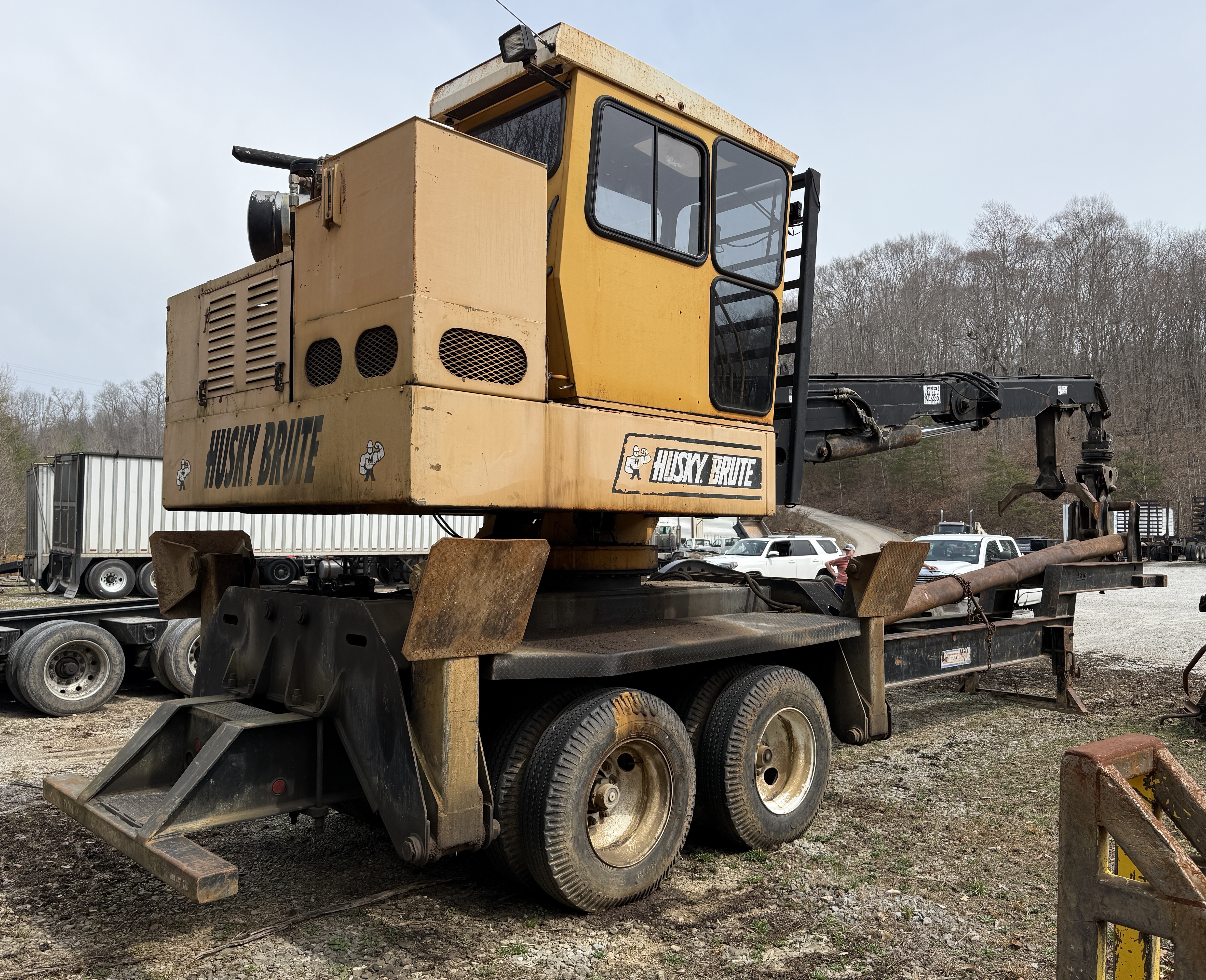 1999 PRECISION HUSKY XL235 - Image 4