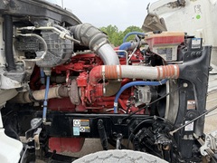 2023 PETERBILT 567 - Image 32