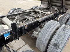 2023 PETERBILT 567 - Image 34