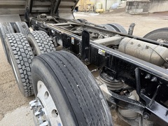 2023 PETERBILT 567 - Image 40