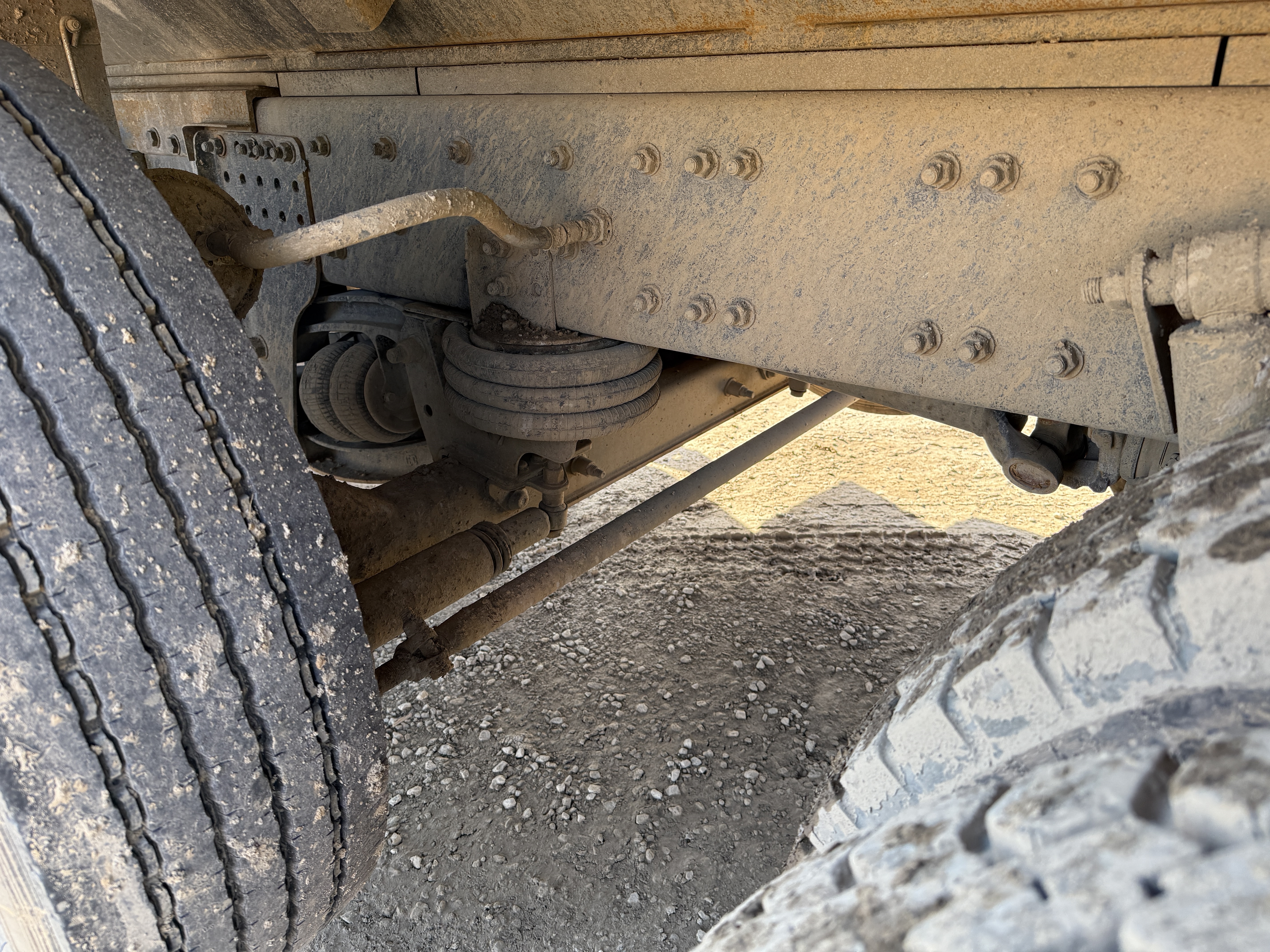 2023 WESTERN STAR 4700 SB - view 17 of 23