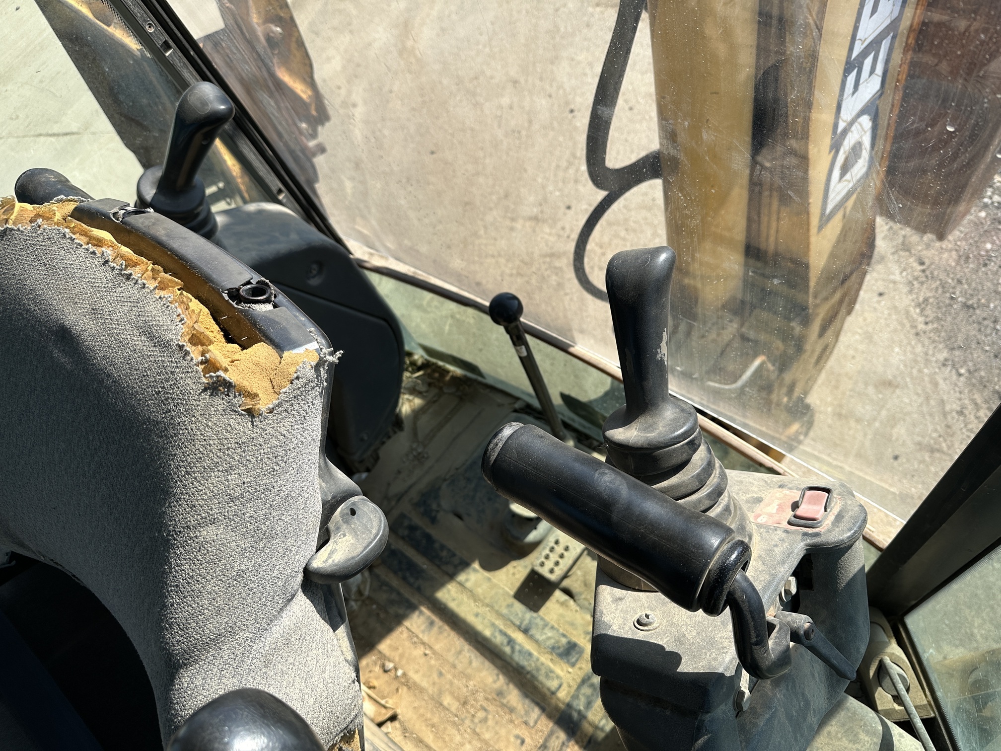 2004 DEERE 310SG - view 8 of 22