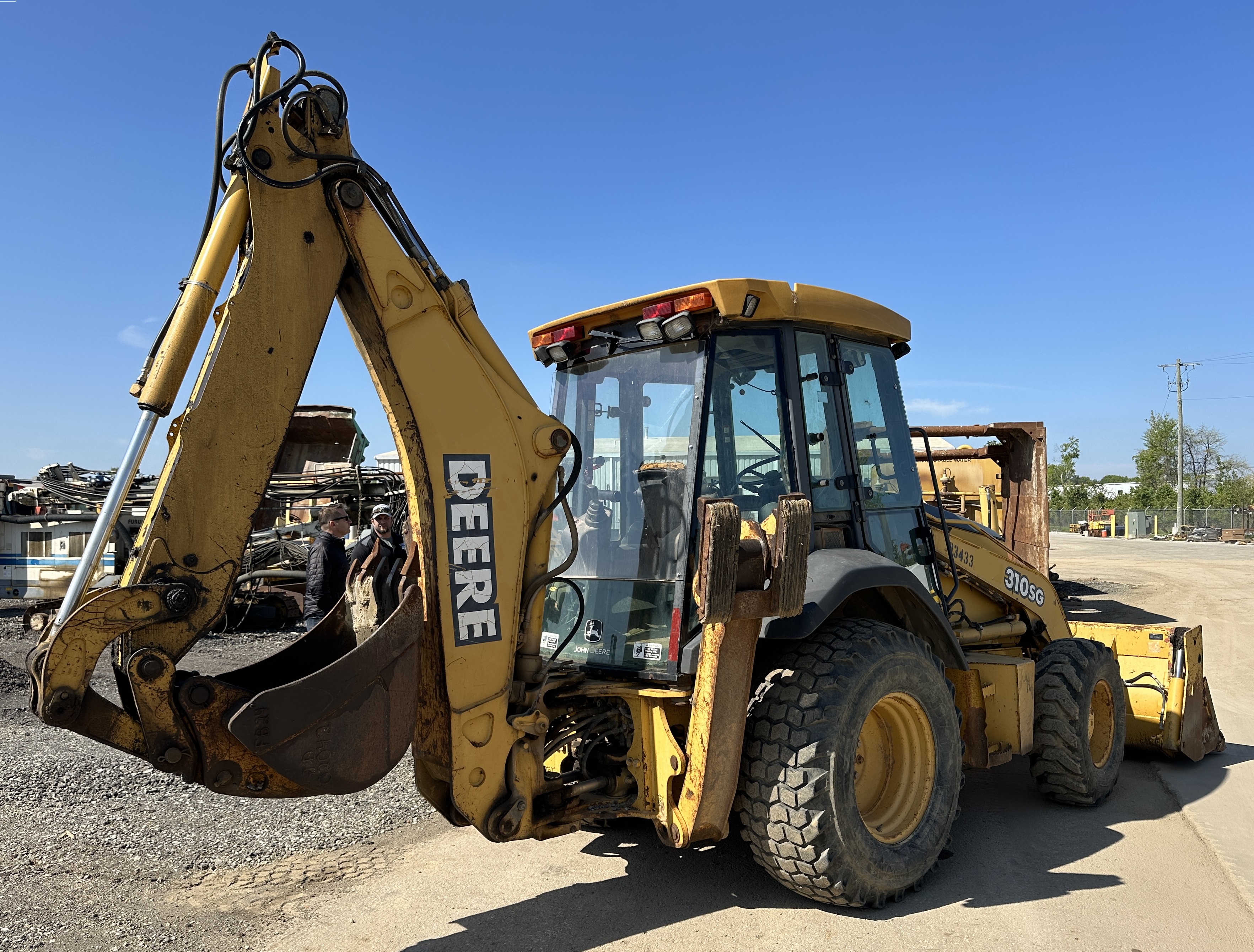 2004 DEERE 310SG - Image 3