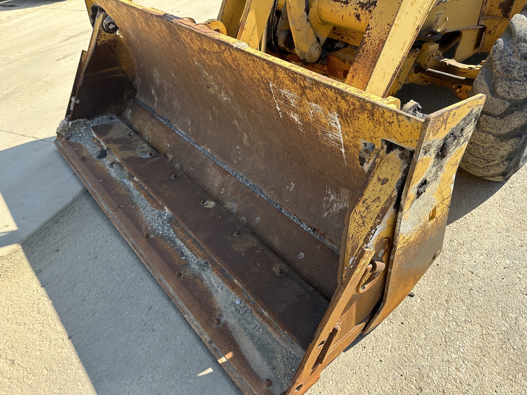 2004 DEERE 310SG - Image 15