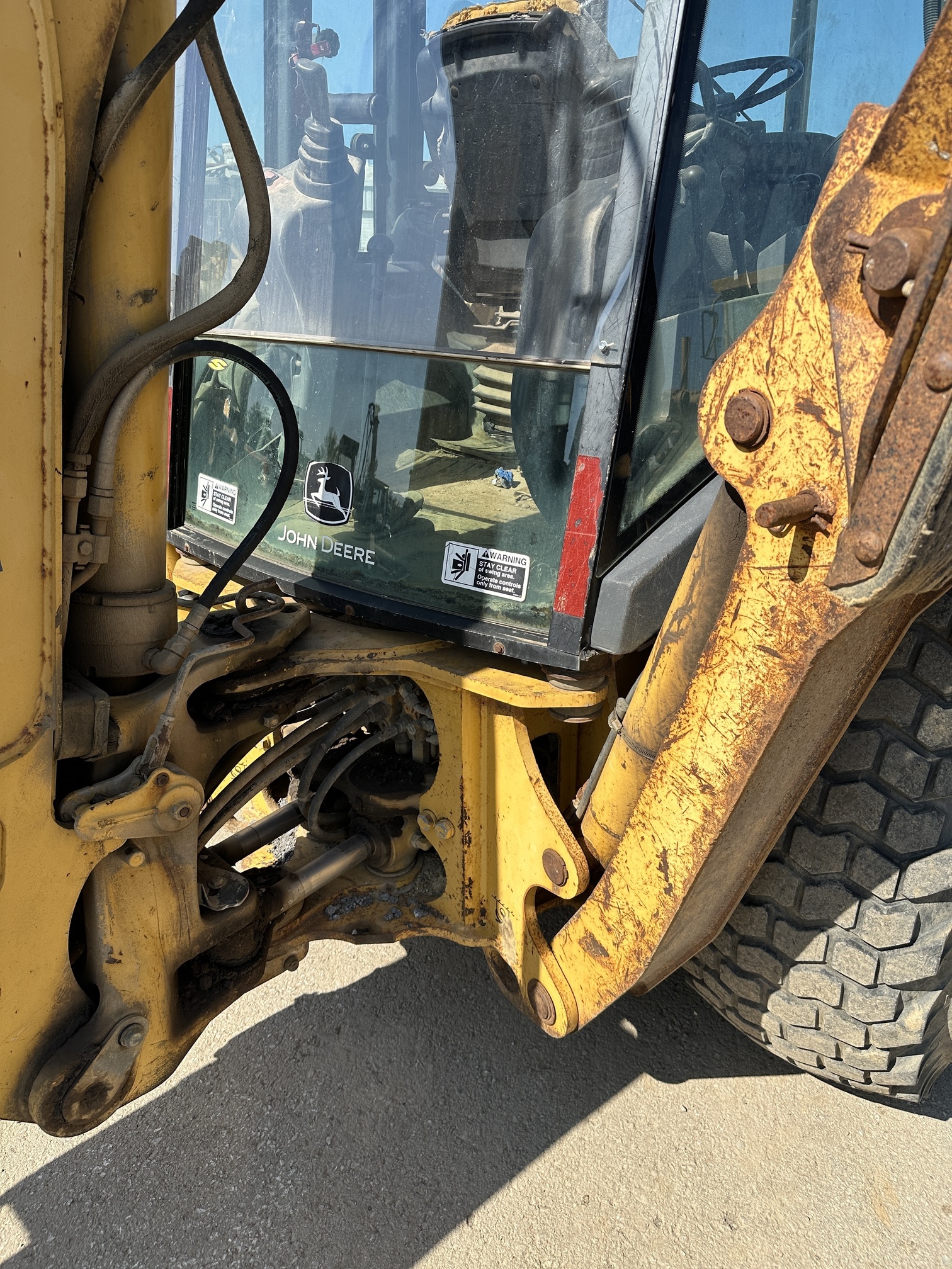 2004 DEERE 310SG - view 18 of 22