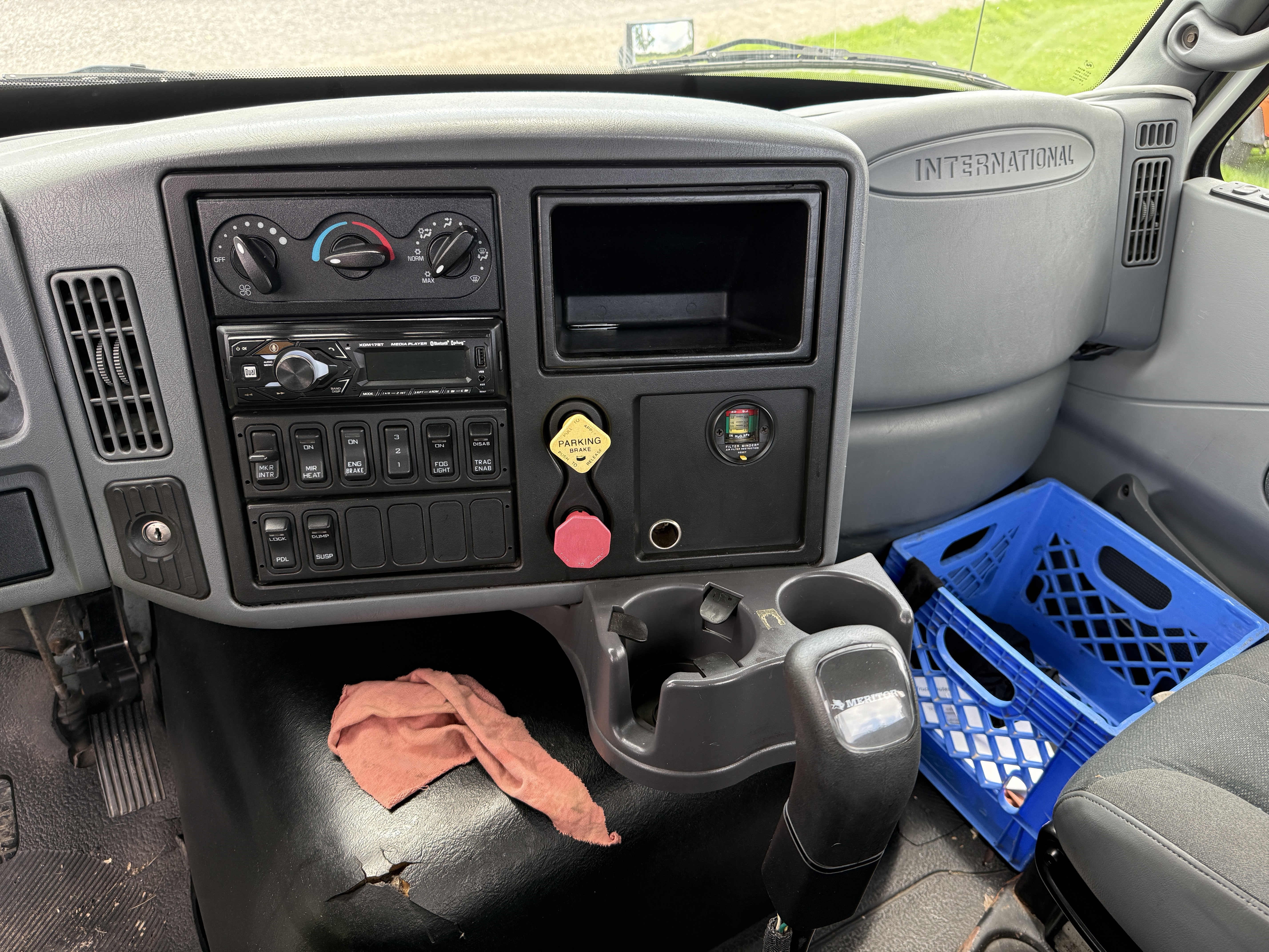 2007 INTERNATIONAL 8600 SBA - view 11 of 23