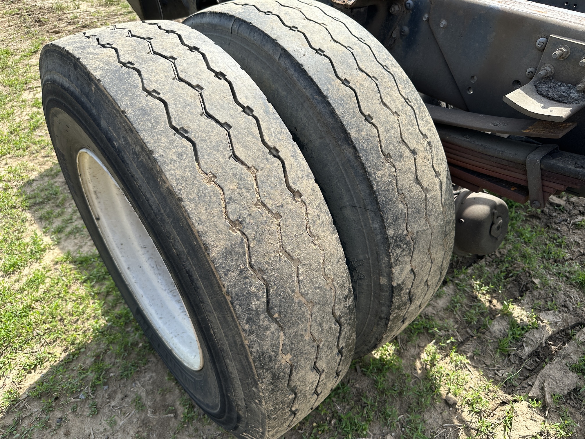 2005 GMC C7500 - Image 13