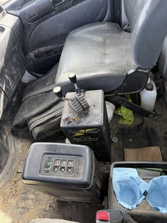 2019 HINO 338 - Image 32