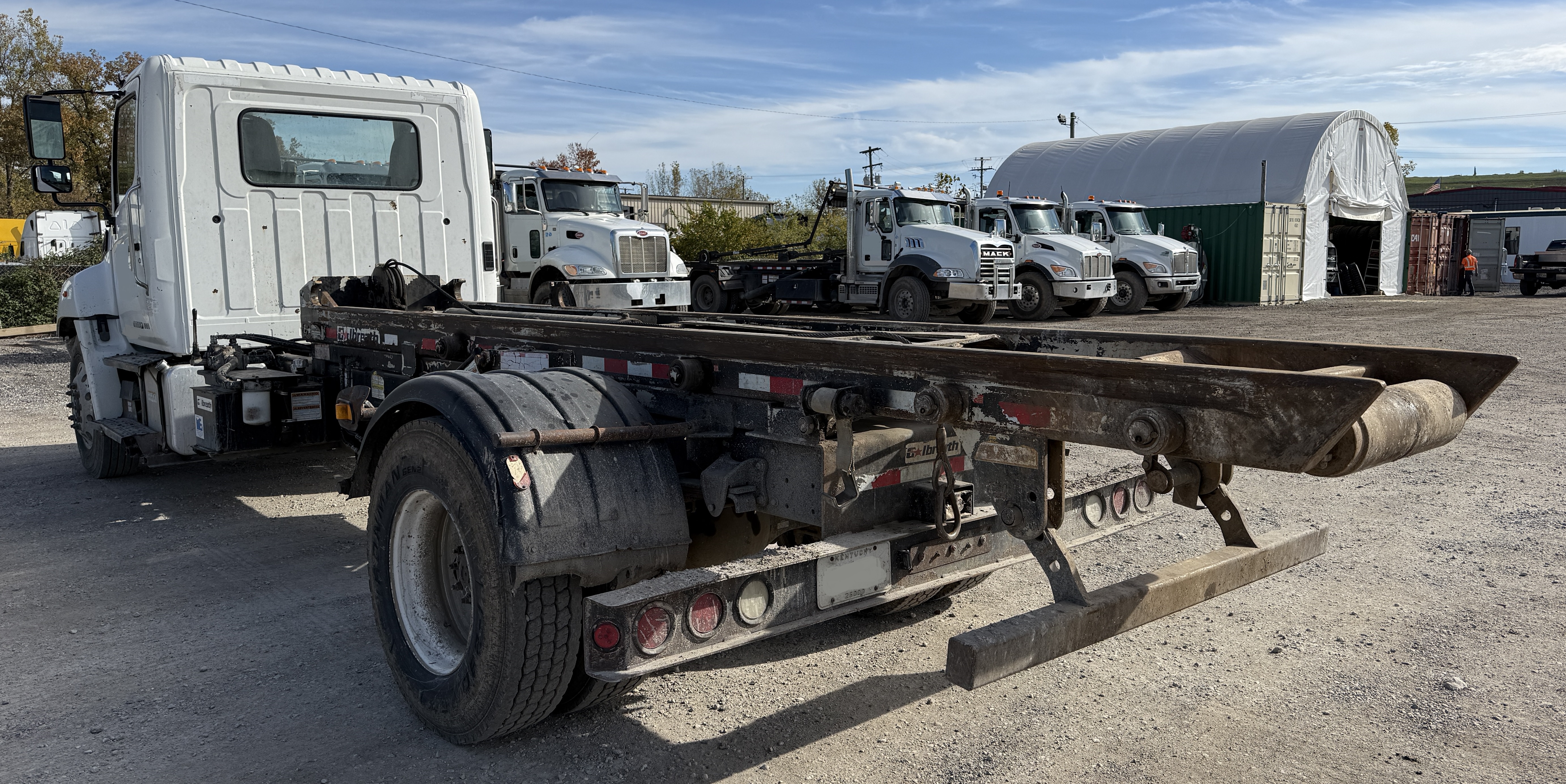 2019 HINO 338 - view 5 of 36