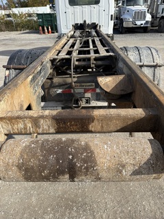 2019 HINO 338 - Image 19