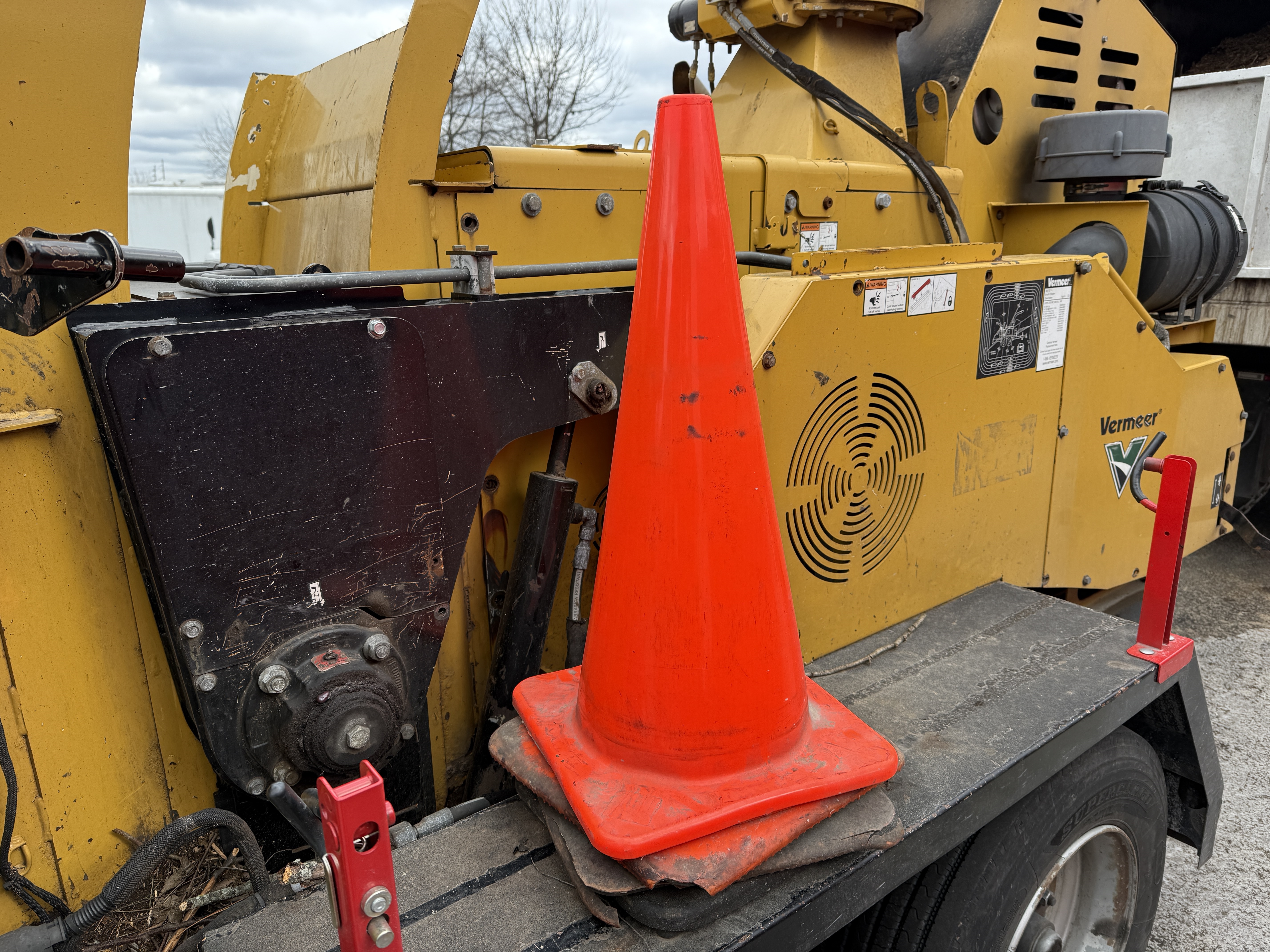 2019 VERMEER AX19 - Image 16