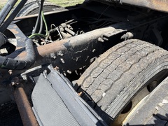 2007 VOLVO VNM64T200 - Image 12