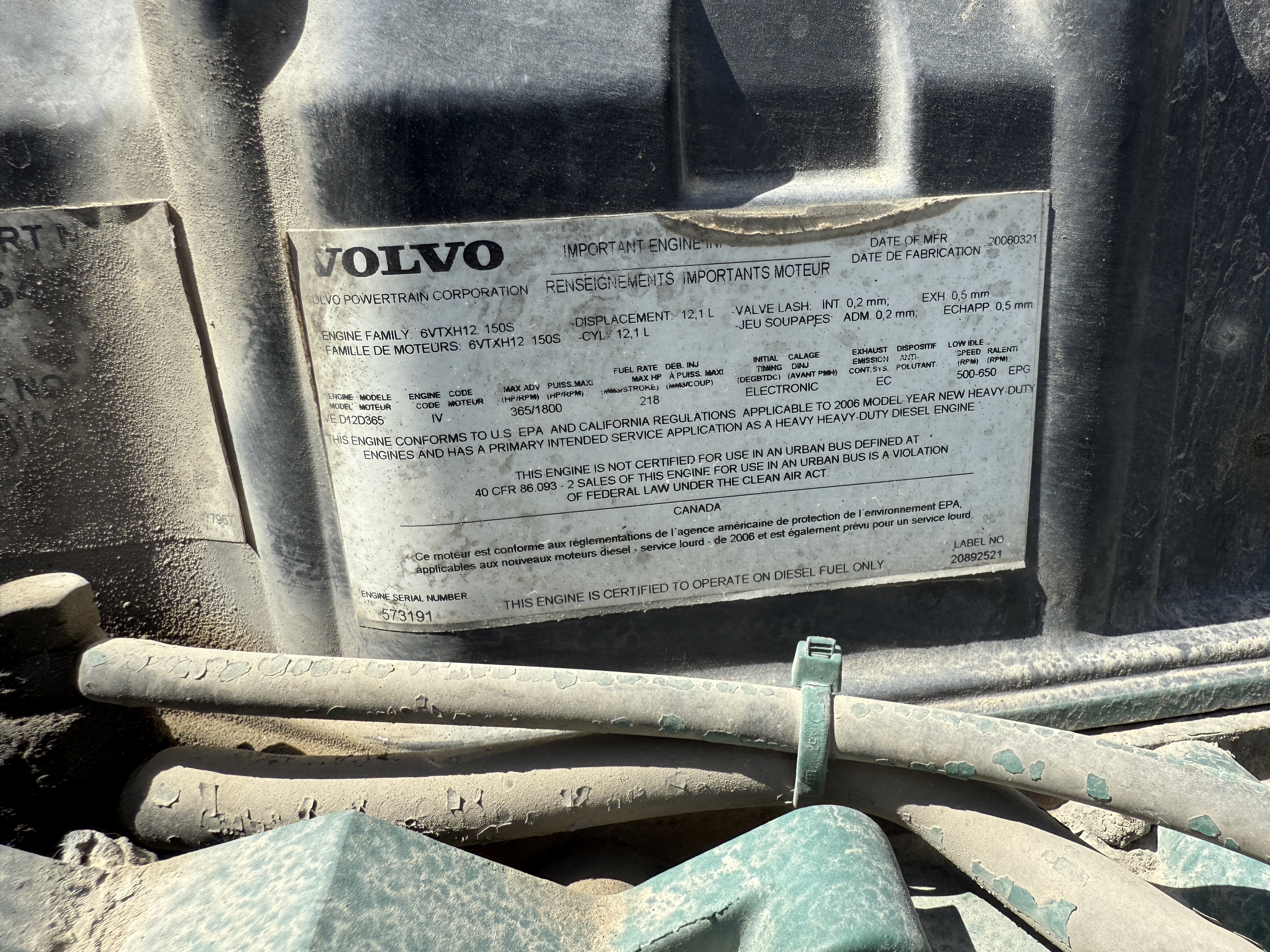 2007 VOLVO VNM64T200 - Image 25