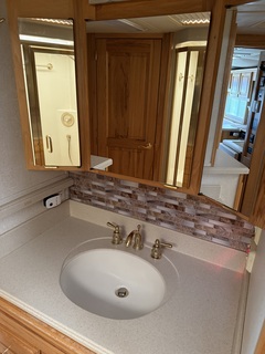 2002 AIRSTREAM Land Yacht XL396 - Image 25