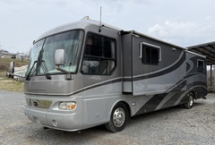 2002 AIRSTREAM Land Yacht XL396 - Image 1