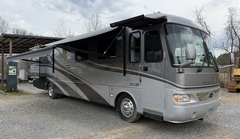 2002 AIRSTREAM Land Yacht XL396 - Image 7