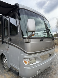 2002 AIRSTREAM Land Yacht XL396 - Image 9