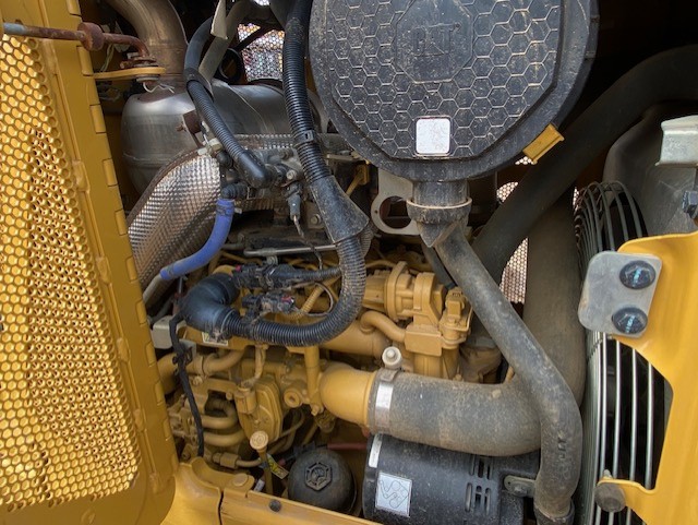 2021 CATERPILLAR D3 LGP - view 9 of 21