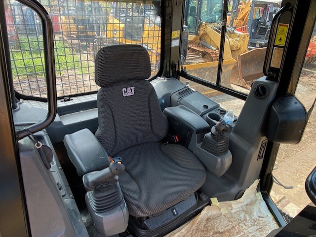 2021 CATERPILLAR D3 LGP - view 18 of 21