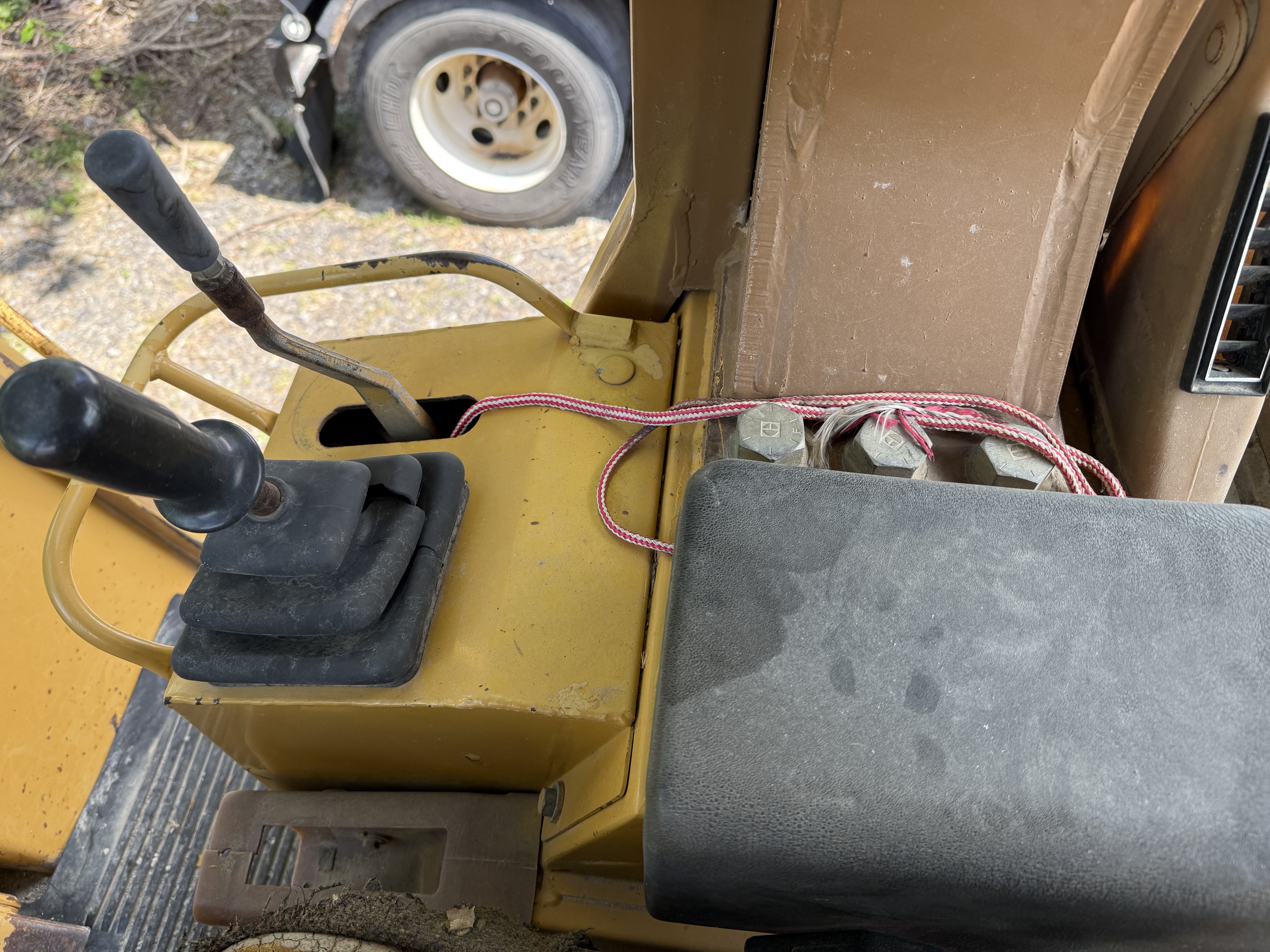 1996 CATERPILLAR 963B - Image 25